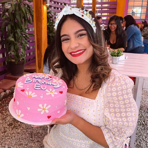 Birthday Headband for Women Birthday Queen Crown Birthday Tiara Knot Headband for Girls White Pearl Hair Band Beaded Headbands Candy Accessories Wide Rhinestone Headband Party Decorations Gifts