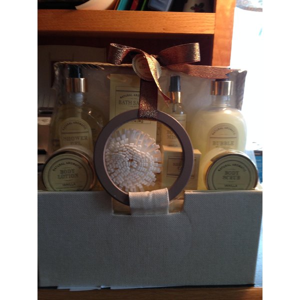 Natural Aromatic Vanilla Bath Gift SET 6 items