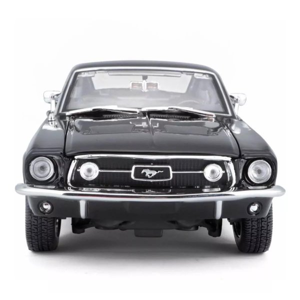 Maisto 1967 Ford Mustang GTA FastBack, Black 31166-1/18 Scale Diecast Model Toy Car