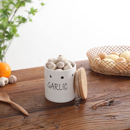 Ceramic Garlic Keeper with Wood Lid, Garlic Container for Counter Easy to Clean,Garlic Saver to Keep Your Garlic Cloves Fresh Longer,Farmhouse Garlic Holder Storage Container, 4.5-inch (White)