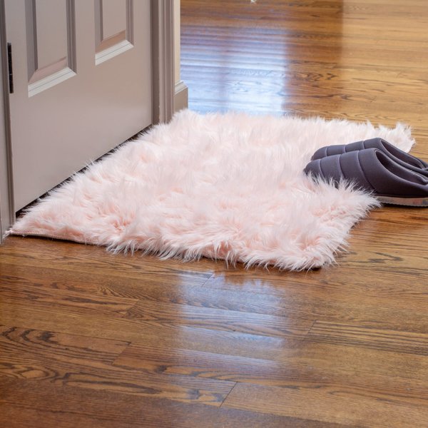 Super Area Rugs Ultra Soft & Fluffy Faux Sheepskin Rug, Light Pink 2 x 3 Feet Carpet for Bedroom Living Room