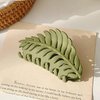Green Hair Clamps, Big Claw Clips, Non slip Leaves Hair Catch Barrette Jaw Clamp Hairpins for Women Girls Thin Thick Hair Clips Hair Accessories (3.5 Inch)