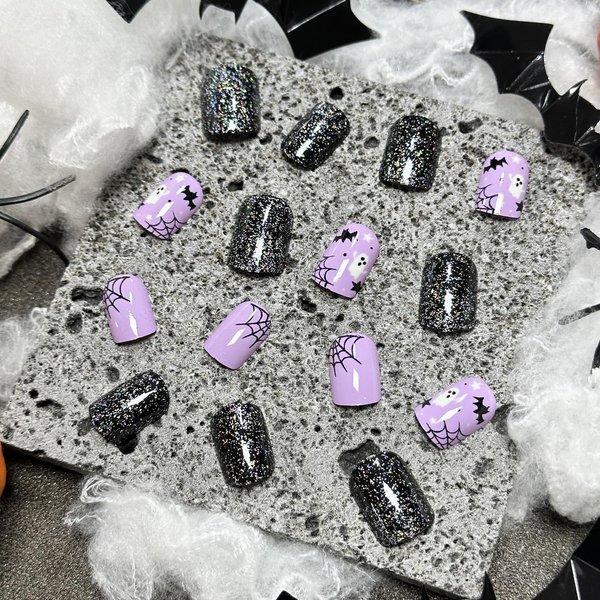 Halloween Press on Nails Short Square Fake Nails with Black Glitter Design Halloween Glue on Nails Full Cover Halloween Nails Stick on Nails for Women and Girls Halloween Nail Art Decoration 24Pcs