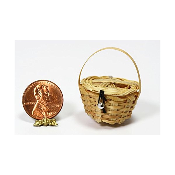 International Miniatures Dollhouse Miniature Picnic Basket with Lid
