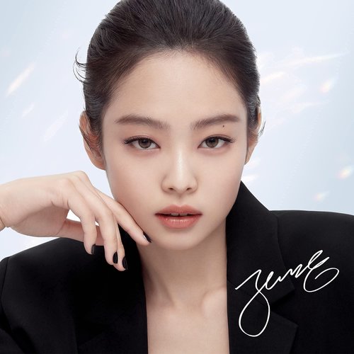 HERA Foaming Facial Cleanser – Professional Deep Cleansing Foam with Cellulose Beads and Milk Thistle – Antioxidant and Hydrating Foam Cleanser – For Bright and Soft Skin – 6.6 Ounce by Amorepacific