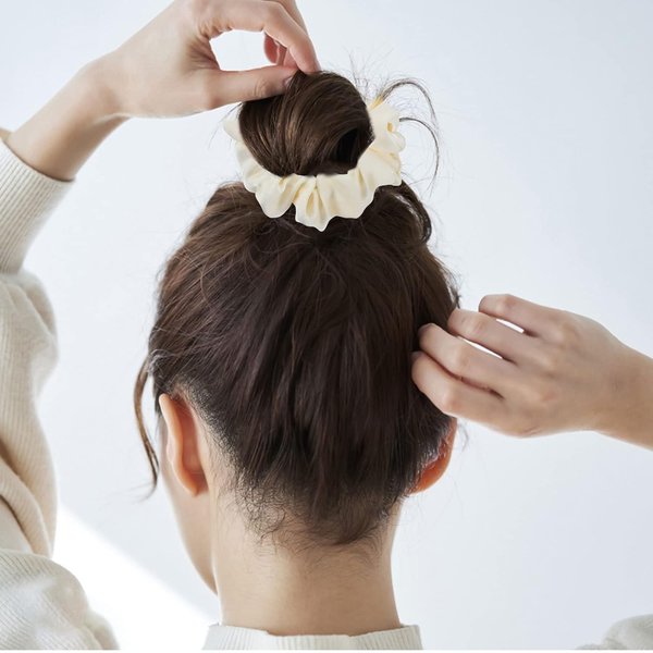 Satin Silk Scrunchies for hair, Big Hair Scrunchies Satin Hair Ties Ponytail Holder No Hurt Your Hair (6 Pcs)