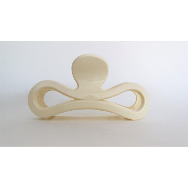 Long rounded vanilla blonde creme hair claw clip