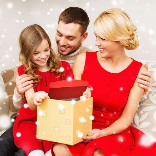 100 Pieces Number 10 Envelopes Gift Card Envelopes with 200 Pieces Christmas Kraft Snowflake Stickers Valentine's Day Stickers for Festive Letters Holiday Mail Gift Supplies (Christmas Day Theme)