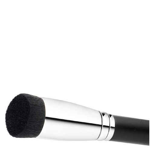 MAC 196 Slanted Flat Top Foundation Brush
