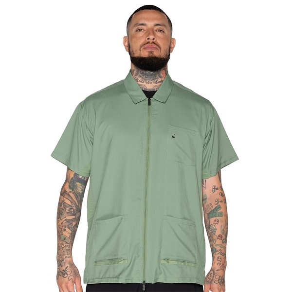 Barber Strong Barber Jacket, Men's Green, Hair Repellent, Lightweight and Breathable Vented Side Panels, Features Easy Hair Removal and 2-Way Zipper Closure, XL, Great for Pet Grooming