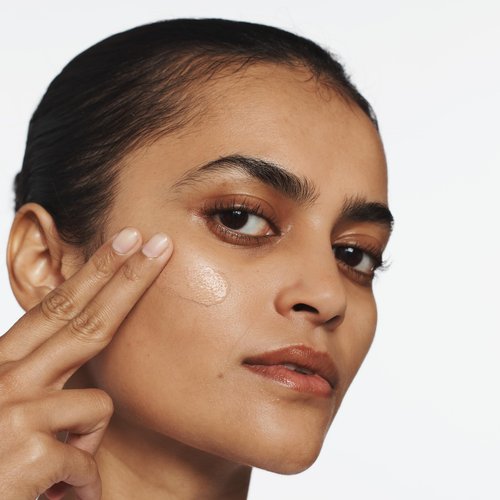 Clinique Superbalanced Oil Free Liquid Foundation Makeup For Dry to Oily Skin Types | Hydrating + Moisturizing, Ivory, 1 Fl Oz