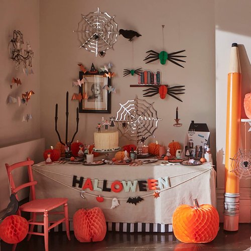 Meri Meri Felt Halloween Garland (Pack of 1), 8' Strand with Excess Cord, Reusable Halloween Garland Party Decorations
