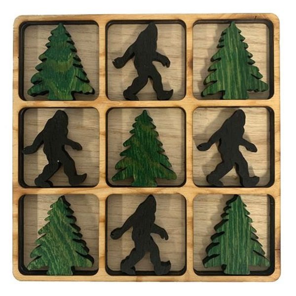 Gadgets Tic Tac Toe 10 Wood Pieces Plus Board Game Pine Trees and Bigfoot