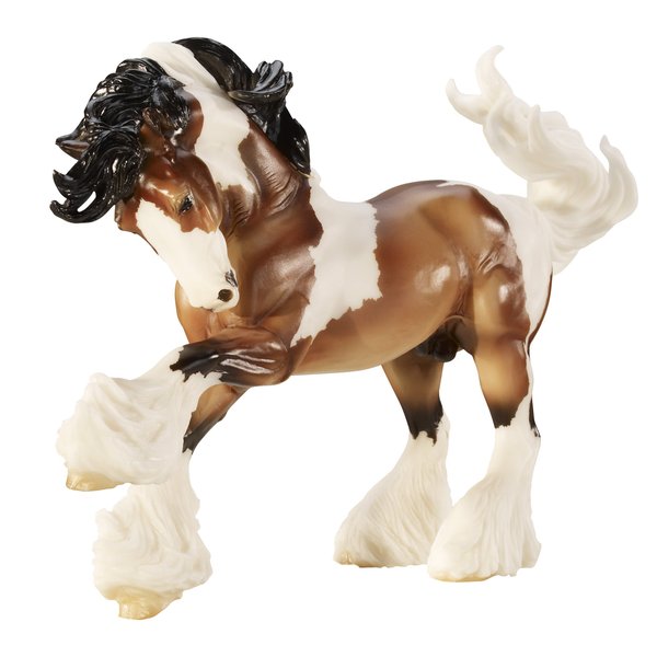 Breyer Traditional Series Gypsy Vanner | Model Horse Toy | 13" x 8.5" | 1:9 Scale | Model # 1497