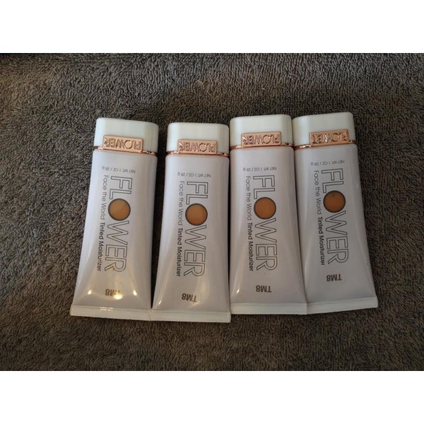 X4 Flower Tm 8 Face the World Tinted Moisturizer 1oz