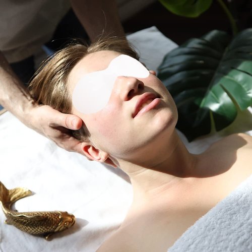 Arcemain 300 Sheets Disposable Non Woven Eye Mask Paper, Disposable Cotton DIY Eye Paper Disposable Cotton Eye Pillow Covers for Skincare Spa Wrap Moisture Retention