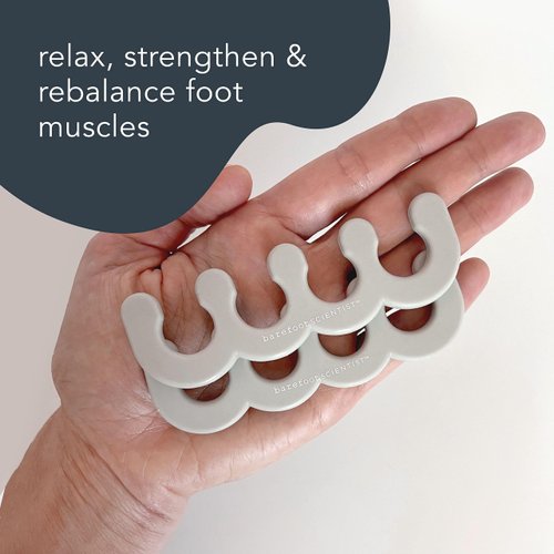 Barefoot Scientist Spaced Out Gel Toe Separator Nail Spreaders, Pedicure Toe Spacers for Women and Men, Relax and Strengthen Sore Feet, 2 Sizes Included