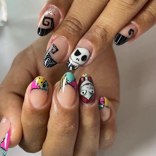 24 Pcs Halloween Press on Nails Short Almond Fake Nails Multi Colored Checkered Little Witch Acrylic Nails with Black White Skull Designs Glossy False Nails Stick on Nails for Women Girls
