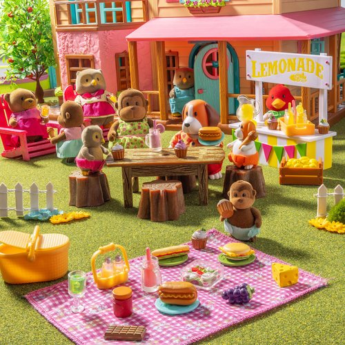 Li’l Woodzeez – 20 Pcs Picnic Playset – Including 1 Baby Bear,Toy Picnic Basket&Blanket, Play Food&More Accessories – Gift Doll Playset for Kids Ages3+