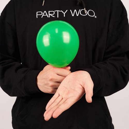 PartyWoo Clover Green Balloons, 120 pcs 5 Inch Malachite Green Balloons, Green Balloons for Balloon Garland Balloon Arch as Party Decorations, Birthday Decorations, Baby Shower Decorations, Green-Y24