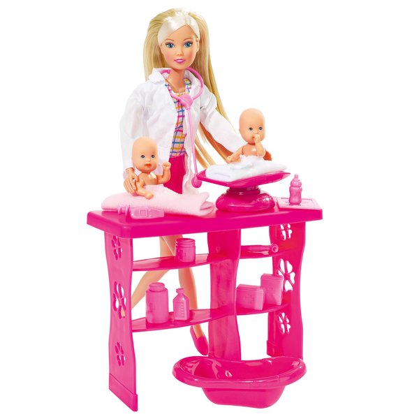 Simba Toys: Steffi Love Baby Doctor Playset, Includes a Baby Scale, Baby Bath and Observation Table, Promotes Pretend Play, For Ages 3 and up,Pink