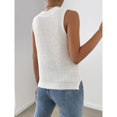 Verdusa Women's Slit Hem Sleeveless Round Neck Knitted Sweater Vest Tank Top White M