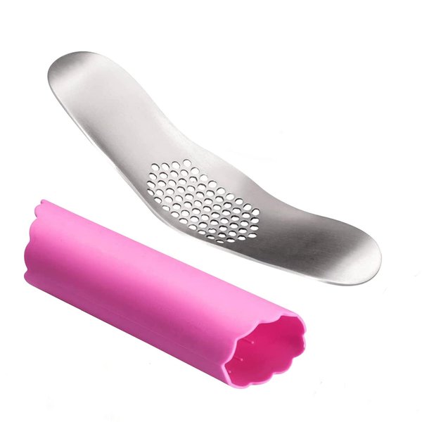 Fu Store Garlic Press 304 Stainless Steel Garlic Rocker Mincer Bonus Food Grade with Silicone Peeler Garlic (Color Random)