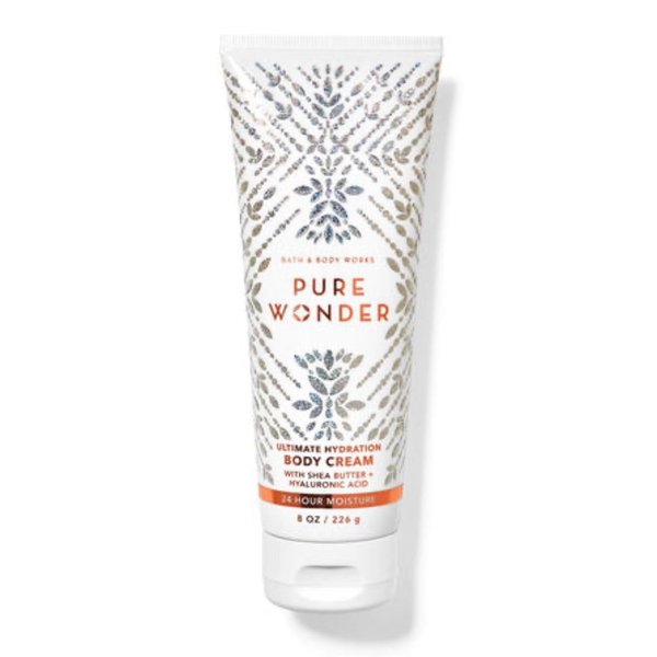 White Barn - Bath & Body - Gift Set 3 Piece Bundle - with Gift Bag Hello Gorgeous (Pure Wonder)