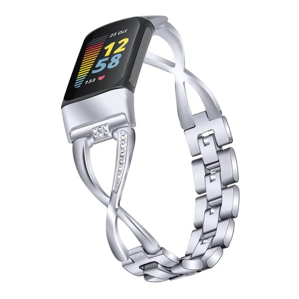 FitTurn Compatible with Fitbit Charge 5 Bands for Women Girl Metal Replacement Charge 5 Band Wristbands Strap with Bling Crystal Diamond Rhinestone Bracelet Bangle for Charge 5 (Silver)