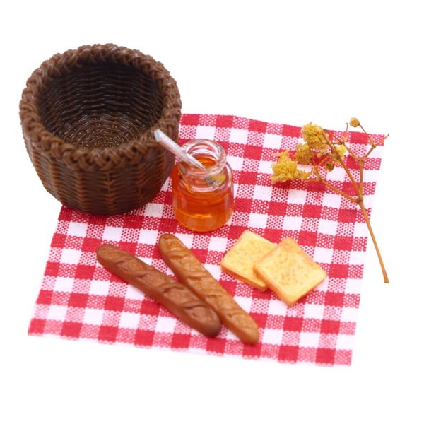 UPKOCH Miniature Food Dollhouse Accessories Decor Set 1:12 Scale Bread Honey Basket Picnic Cloth Flowers Dollhouse Decoration Accessories Mini Room Display Props Models