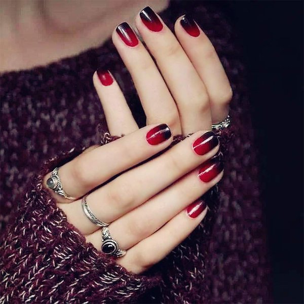 SIUSIO 24Pcs Fake Nails Black Red Full Cover Short Gradient Jewelry Top Coat Maple Leaf False Nail Covered Gel Nail Art Tips Sets for Women and Girls