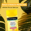 Neutrogena Beach Defense Water-Resistant Body Sunscreen Lotion with Broad Spectrum SPF 30, Oil-Free, PABA-Free, Oxybenzone-Free & Fast-Absorbing Sun Protection Against UVA/UVB Rays, 6.7 fl. oz