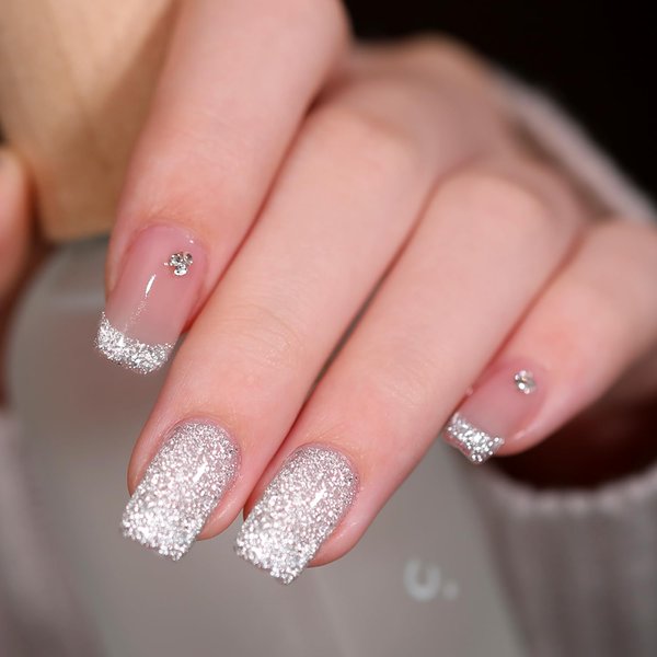 BEAUTPAL Platinum Cat Eye Gel Nail Polish, Silver Sparkly Shine Cat Eye Soak Off UV LED Nail Polish Gel Salon Manicure Nail Art DIY at Home 15ML(0.51FL OZ) with Magnetic Stick