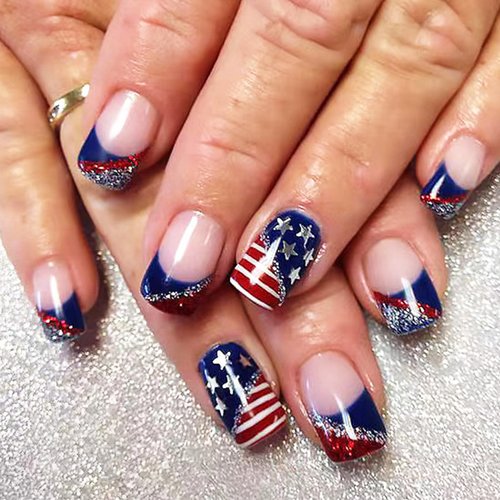 24Pcs 4th of July Press on Nails with Fourth of July Design, Independence Day Manicure Art Acrylic Short Square Fake Nails Stick on Nails Glossy Sparkly French False Nails Gel Glue on Nail for Women