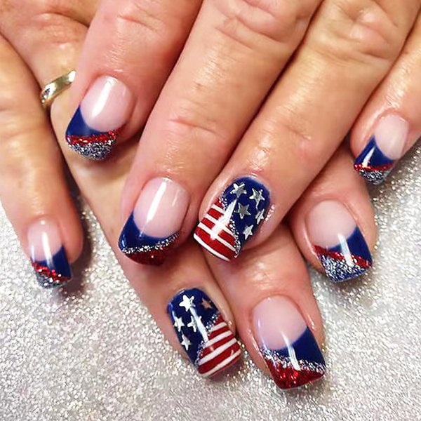 24Pcs 4th of July Press on Nails with Fourth of July Design, Independence Day Manicure Art Acrylic Short Square Fake Nails Stick on Nails Glossy Sparkly French False Nails Gel Glue on Nail for Women