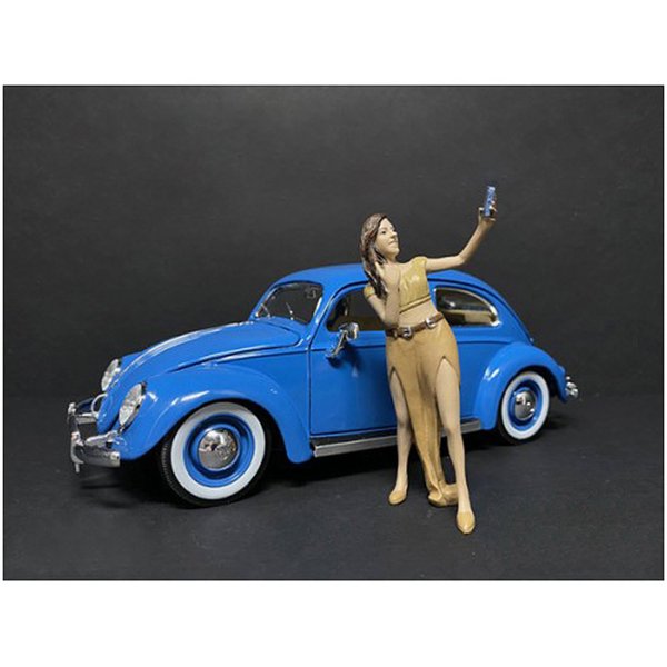 Partygoers Figurine V for 1/24 Scale Models by American Diorama 38325
