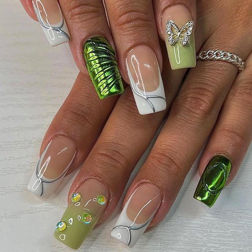 BAOYAALIN Press on Nails Medium Square French White Fake Nails with 3D Alloy Butterfly Design, Press ons Artificial Acrylic Full Cover False Stick on Nail for Women Girls Daily Wear Wedding 24Pcs