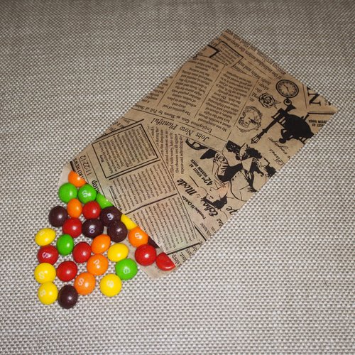 CuteBox (4" x 6" Newsprint Kraft Flat Paper Gift Bags 200pcs for Merchandise, Retail, Packaging, Party Favors, Crafts, Handmade Goods, Arts and Crafts, Outdoor Events, Holidays, Weddings