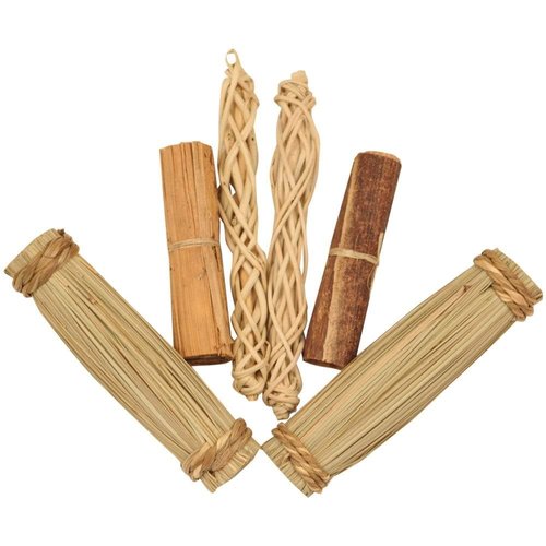 Super Bird Creations SB461 6 Pack - Natural Chews Bird Foot Toy Medium, Toy for Parrots, Parakeets, Cockatiels, Conures, Quakers, Pionus - Bird Treats, Parakeet Toys for Cage, Addition to Birdcage