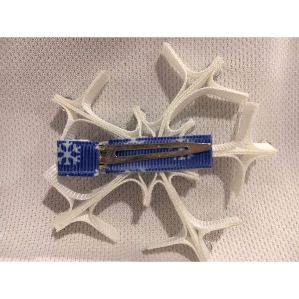 Snowflake Hair Clip, Winter Hair Clip, Ribbon Sculpture, Girls Hair Accessory