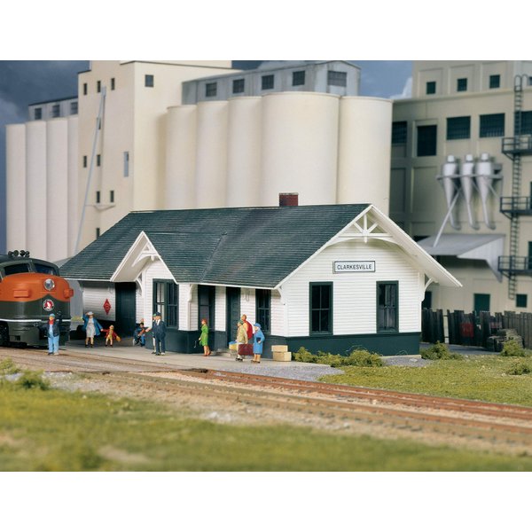 Walthers, Inc. Clarkesville Depot Kit, 5-1/4 X 2 X 1-7/8" 13.3 X 5 X 4.7cm