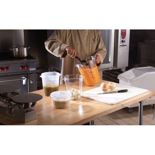 Cambro RFSCW4135 Camwear Round Food Storage Container, Polycarbonate, 4-Quart, Clear, NSF