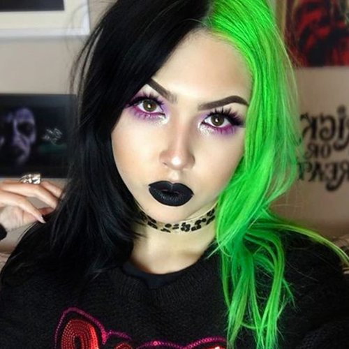 BTWTRY Synthetic Lace Front Wigs Half Green Half Black Color Cosplay Wig Heat Resistant Fiber Hair for Women Party Wig (24 Inch, Half Green Half Black)
