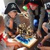ZYLEGEN Pirate Ship Building Toy Set for Adults,Queen Mary Pirates Ship Building Blocks Kit,Sailboat Sets to Build, for Adult who Like Adventures Play and Book(1,028Pcs)