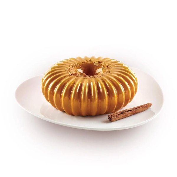 Silikomart Raggio Silicone Mold, Flexible Bundt Cake Pan with 3D Technology for Ribbed Detailing, Easily Unmolds, Oven, Microwave, Freezer and Dishwasher Safe, 51-3/4-Fluid Ounces