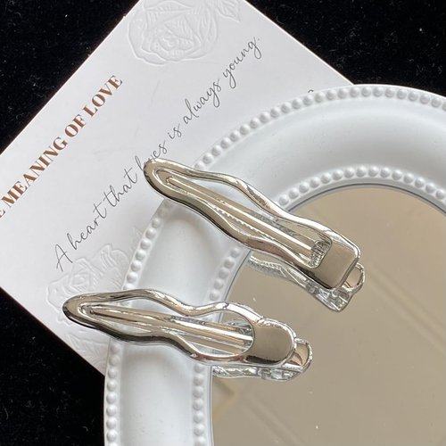 4Pcs Silver Wave Hair Clips Alligator Clips Vintage Y2K Style Cluster Hair Pin Non Slip Hair Accessories Birthday Gift for Brides Girl Women,Irregular Frosted Wave Hair Clips,Hair Accessories