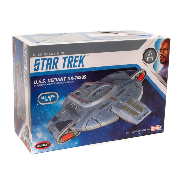 Polar Lights Star Trek USS Defiant 1:1000 Scale Snap Model Kit, Multicolor (POL952)