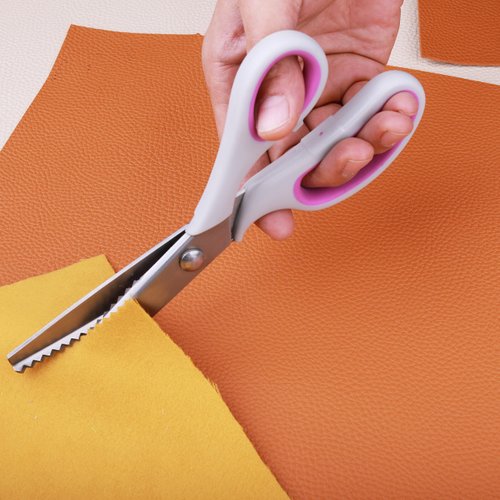 Long Ying Strong and Sharp Pinking Shears for Fabric Soft Grip Right and Left Handed Pinking Shears 9.2inch (Serrated 5mm)