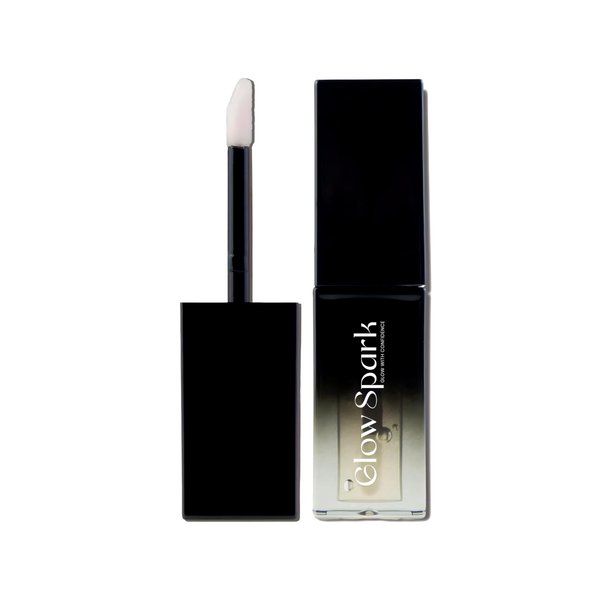 GLOW SPARK Lip Glow Oil for Radiant, Fuller Lips. Luxurious Hydration & All-Day Moisture for Lip Elegance (Pineapple)