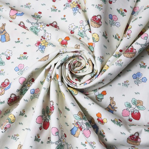 Hanjunzhao Forest Fabric by The Yard, Floral Strawberry Mushroom Rabbits Friends Pattern, Quilting Fabric for Sewing Crafts, 2 Yards, Multi-Colored